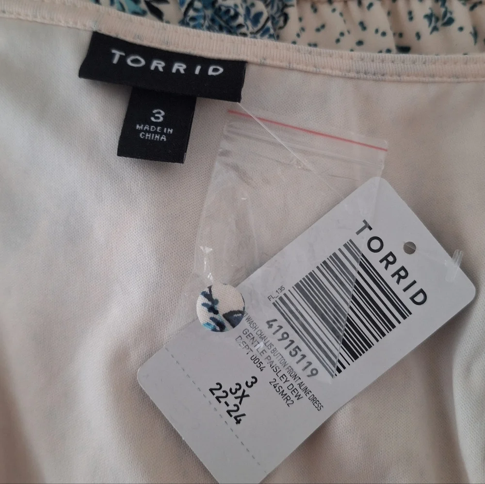 Torrid floral maxi dress - NWT - Picture 9 of 10